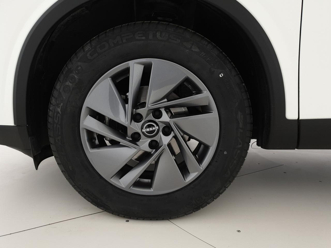 Nissan Qashqai 1.3 mhev acenta 2wd 140cv Autocarro