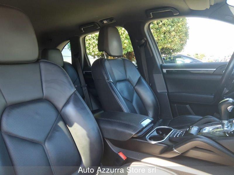 Porsche Cayenne Cayenne 3.0 tiptronic *BOSE, PASM, SERVICE PORSCHE, PROMO AZZURRA*