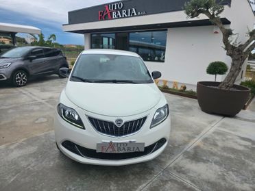 Lancia Ypsilon 1.0 FireFly 5 porte S&S Hybrid Ecochic A. Ferretti