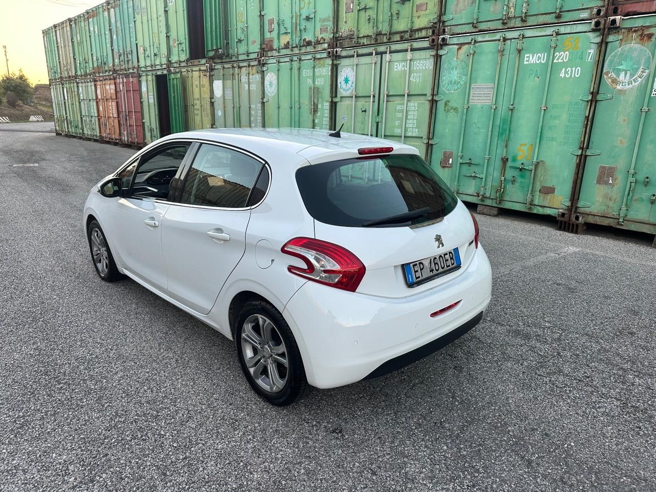 Peugeot 208 1.4 HDi 68 CV 5 porte Access