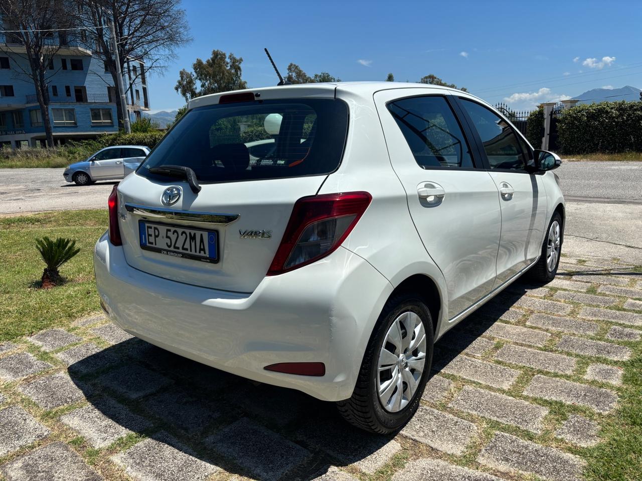 Toyota Yaris 1.0 5porte Lounge-12/2012"UNIPRO"