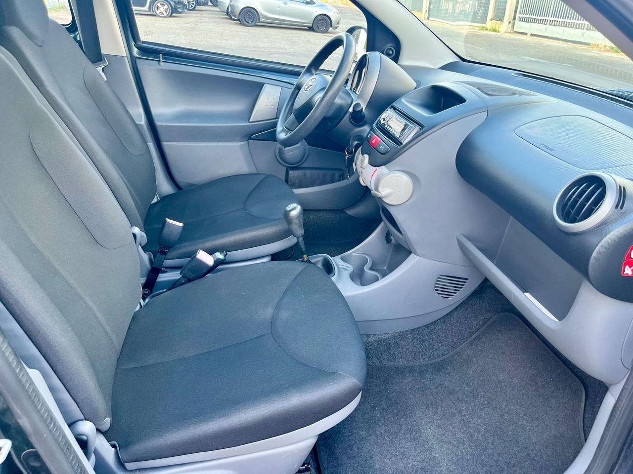 Toyota Aygo 1.0benz 2008 86.000km per neopatentati