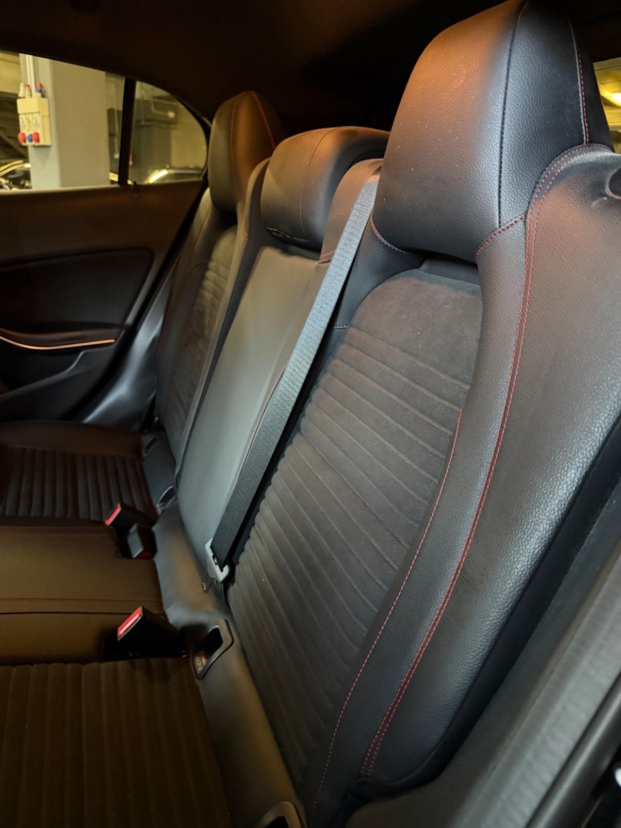 Mercedes-benz GLA 200d 4MATIC PREMIUM UNICOPR