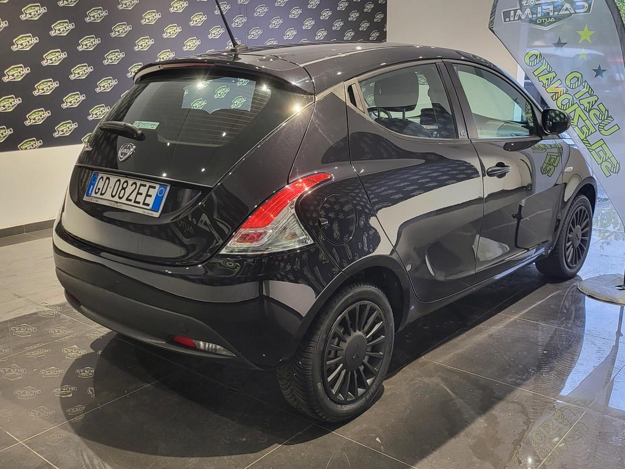 Lancia Ypsilon - 2020 1.2 69 CV Elefantino Blu