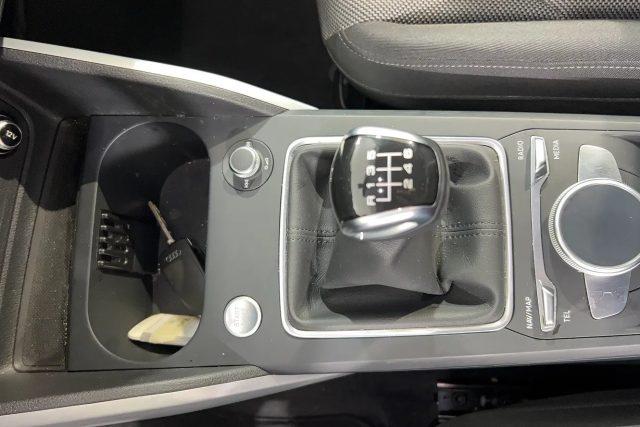 AUDI Q2 30 TFSI s line