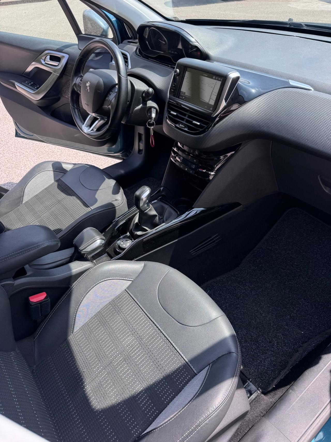 Peugeot 2008 BlueHDi 100 Allure