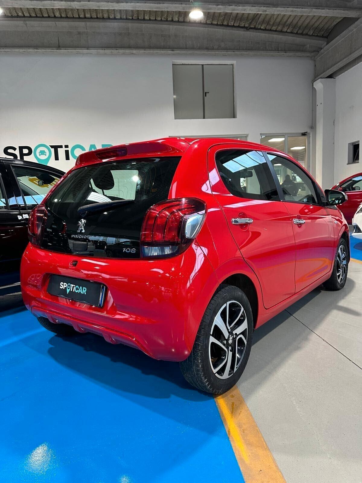 Peugeot 108 5 porte 2021 benzina neopatentati