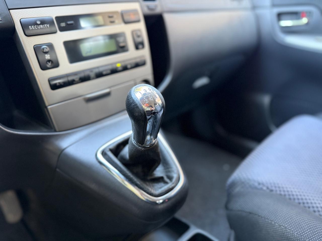 Toyota Corolla Verso 1.8 16V
