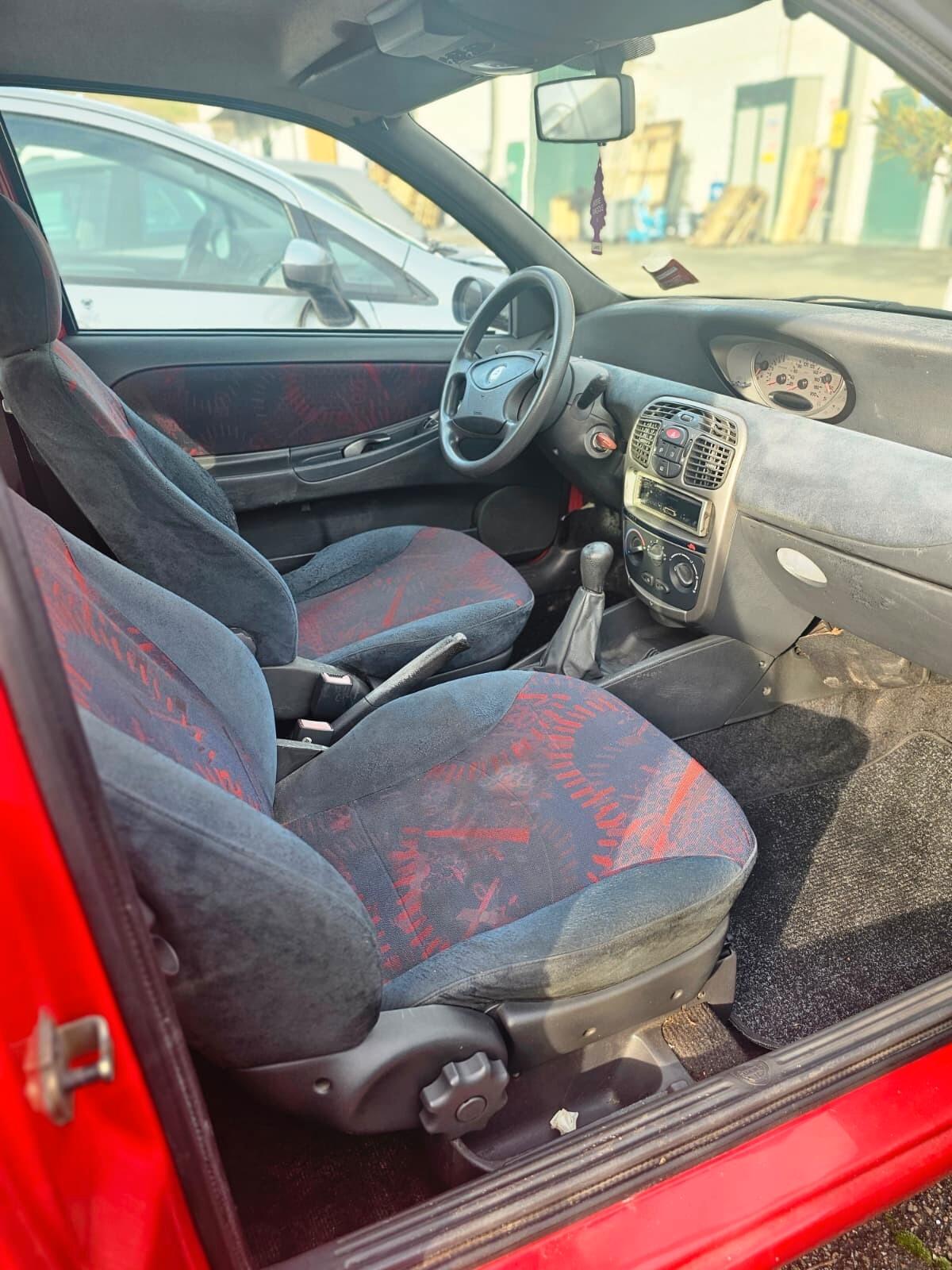 Lancia Y 1.2i 16V cat Elefantino Rosso