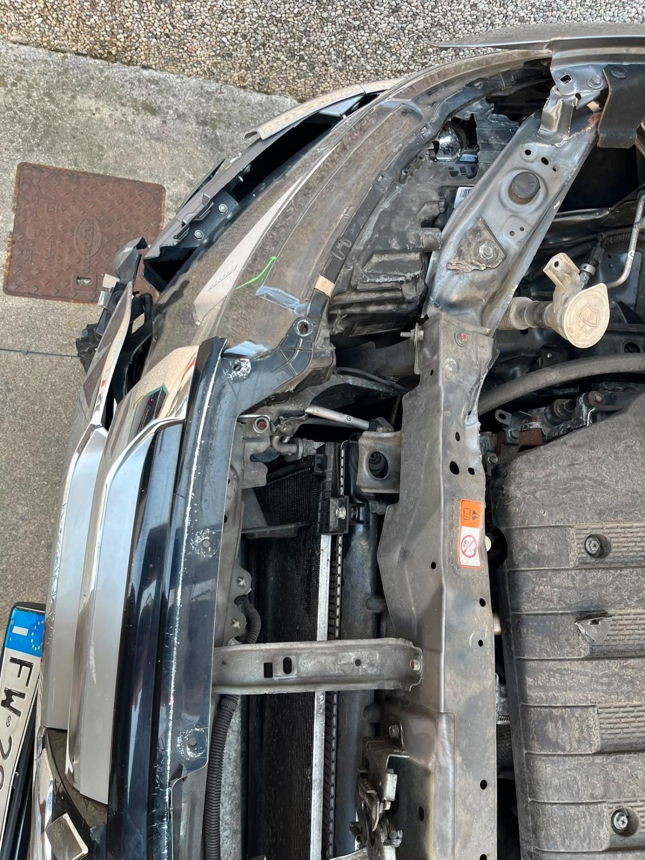 Mitsubishi Outlander 2.2 DI-D 4WD Instyle Plus SDA 7 posti