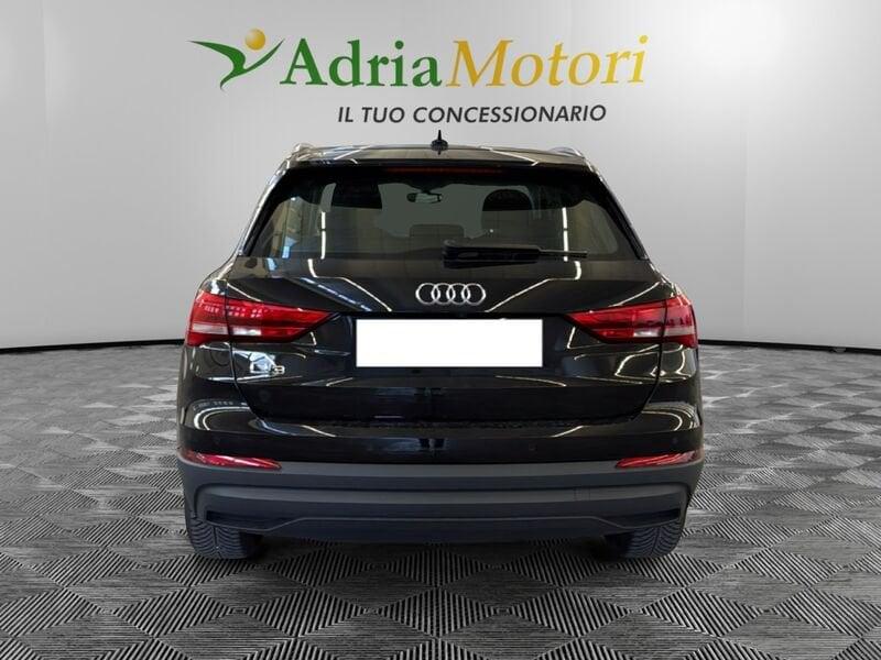 Audi Q3 2.0 35 TDI S Tronic Business