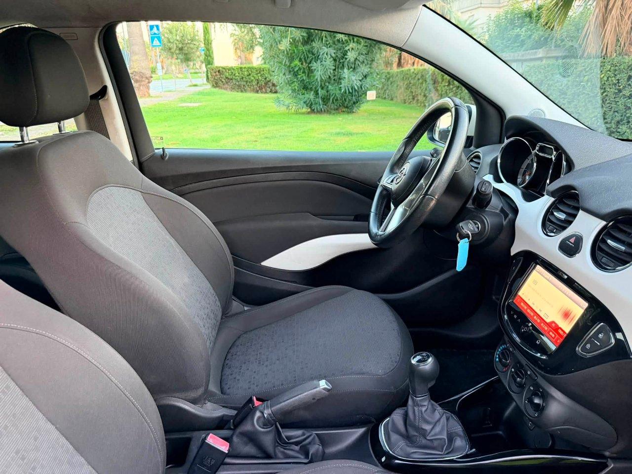 OPEL ADAM ROCKS