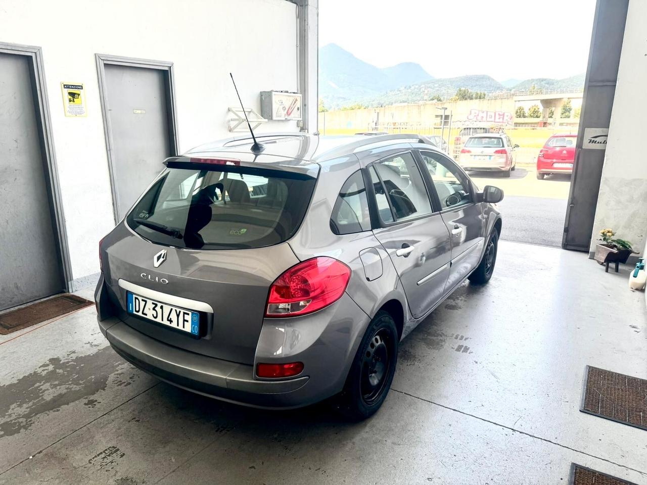 Renault Clio 1.2 16V 5 porte Dynamique