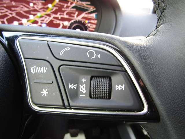 Audi Q2 30 1.0 TFSI 110CV CAMBIO MANUALE,CERCHI 18,CARPLAY