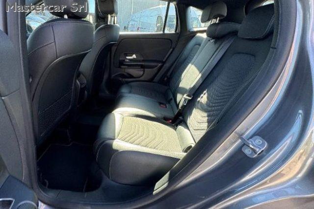 MERCEDES-BENZ GLA 250 GLA e phev (eq-power) Business Extra auto - GP698T