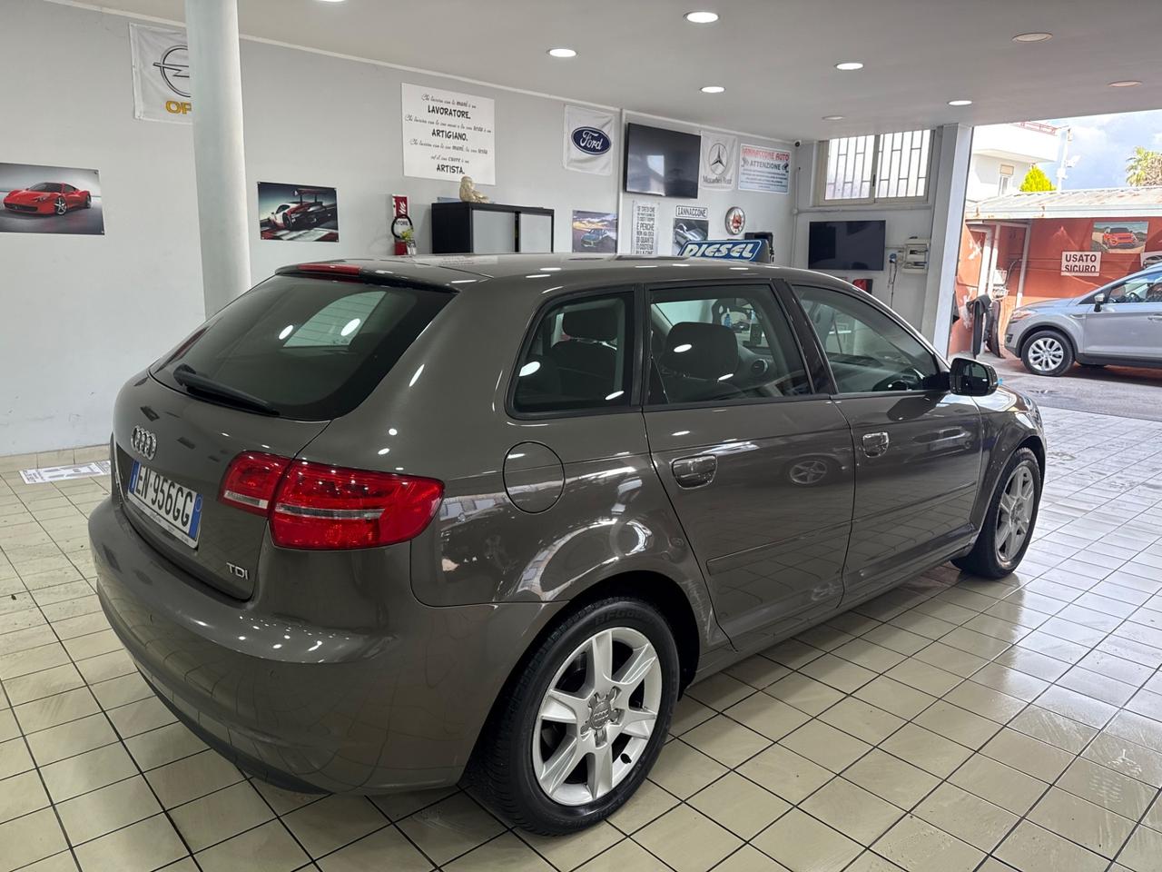 Audi A3 1.6 tdi 2012 full optional