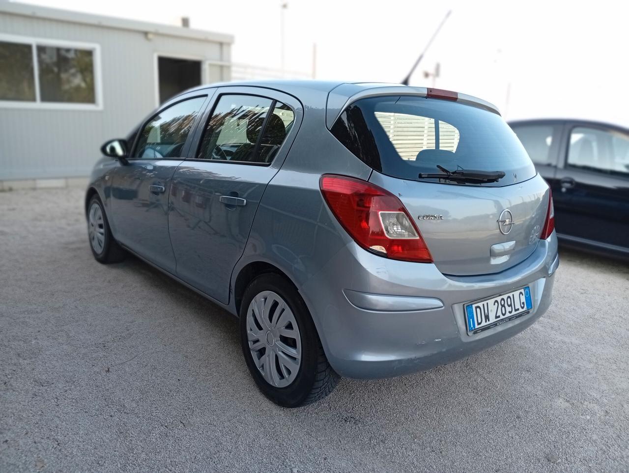 Opel Corsa 1.2 80CV 5 porte GPL-TECH Club//////PREZZO FISSO