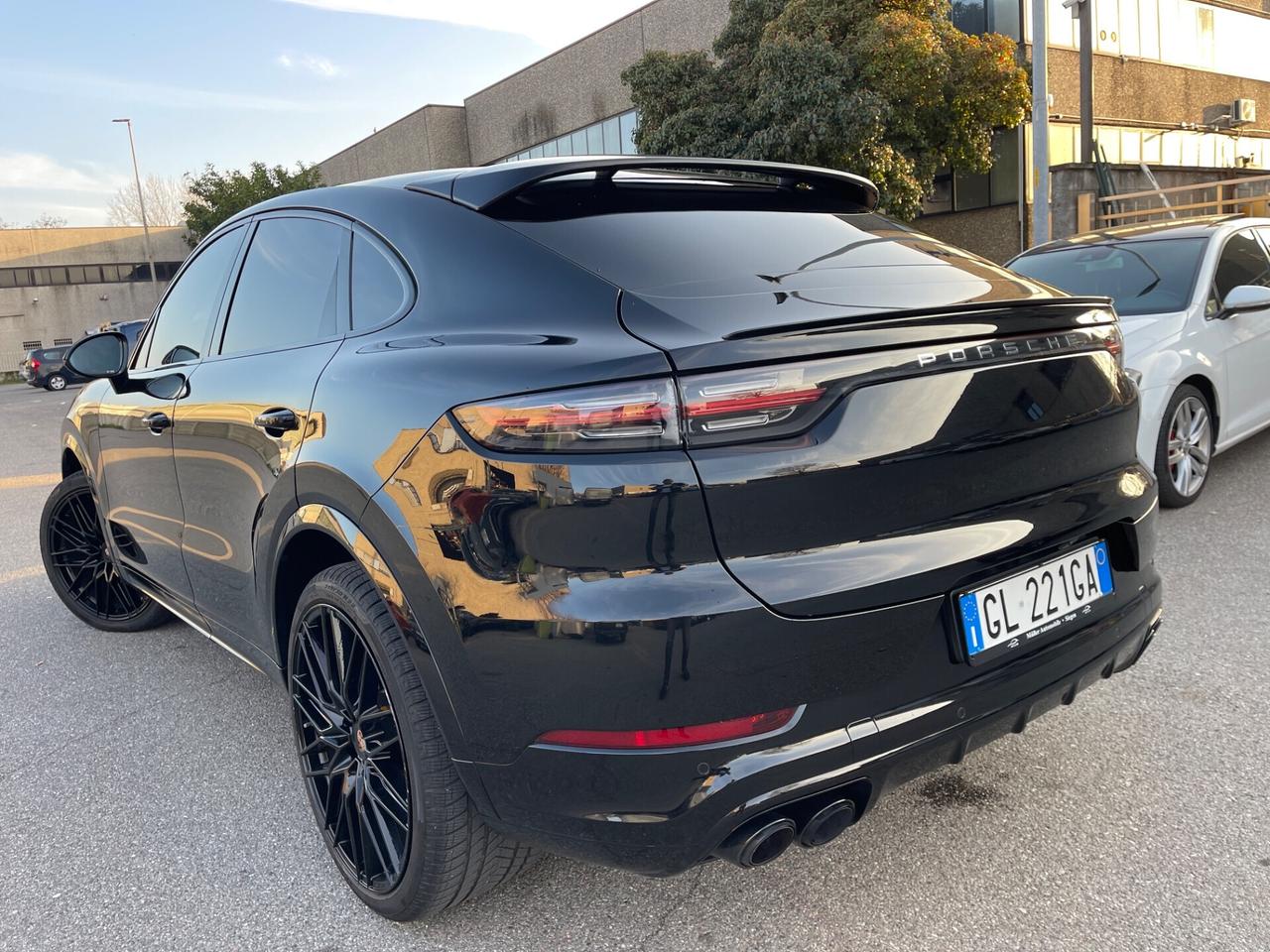 PORSCHE CAYENNE 3.0 BENZINA 250KW EURO6D UNI PROP