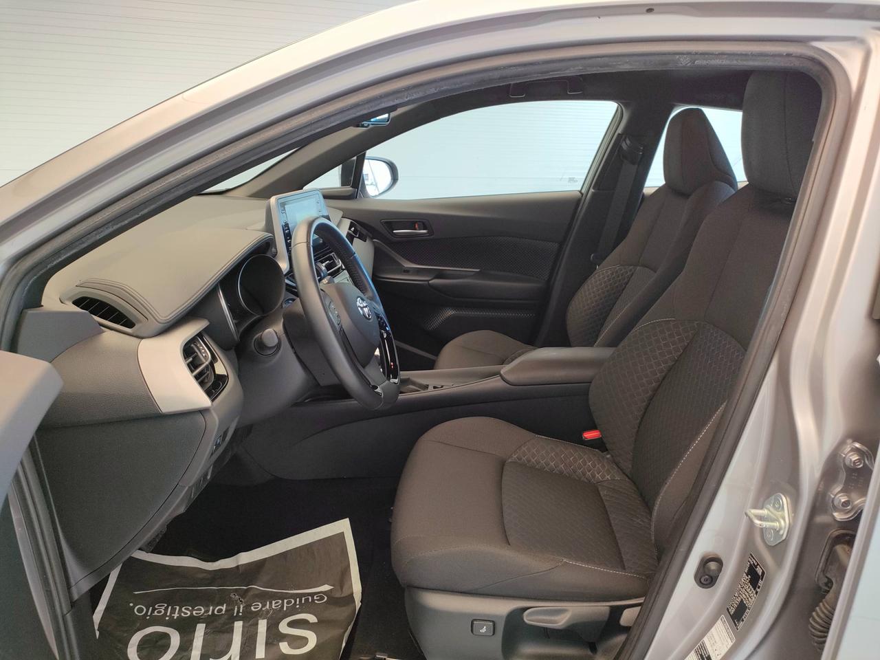 TOYOTA C-HR I 2020 - C-HR 1.8h Business e-cvt