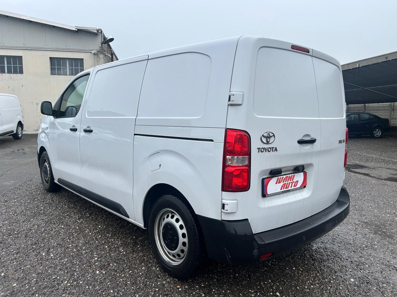 Toyota Proace 1.5D 120CV Furgone passo lungo