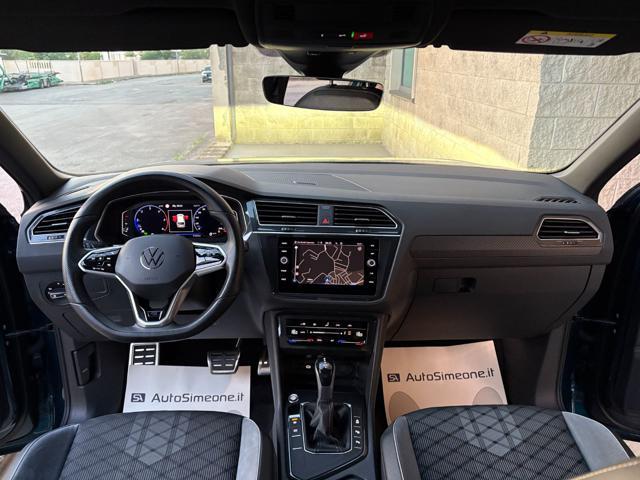 VOLKSWAGEN Tiguan 2.0 TDI 150 CV SCR DSG R-Line LUCI AMBIENTE