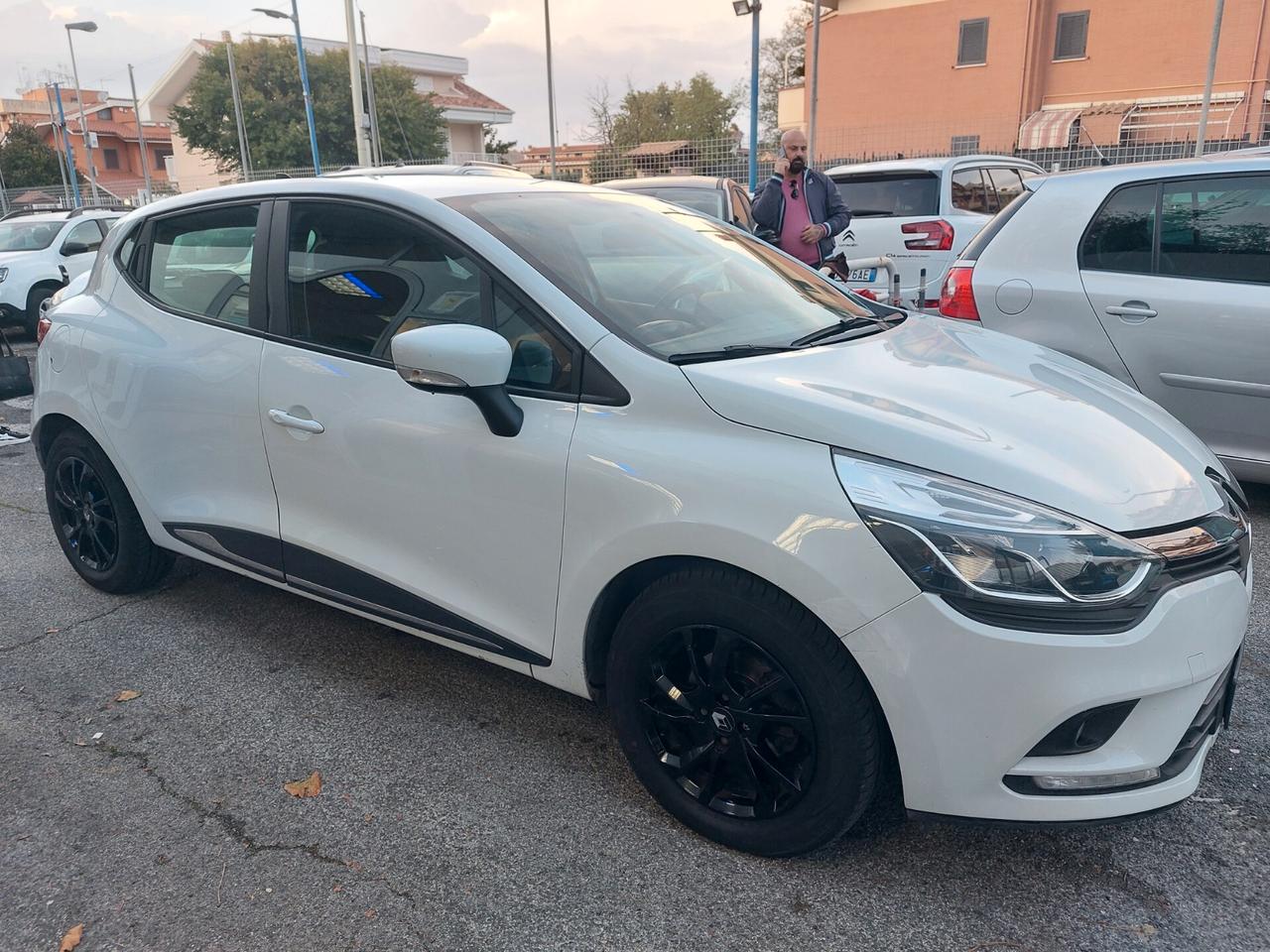 Renault Clio dCi 8V 90 CV 5 porte Moschino Zen