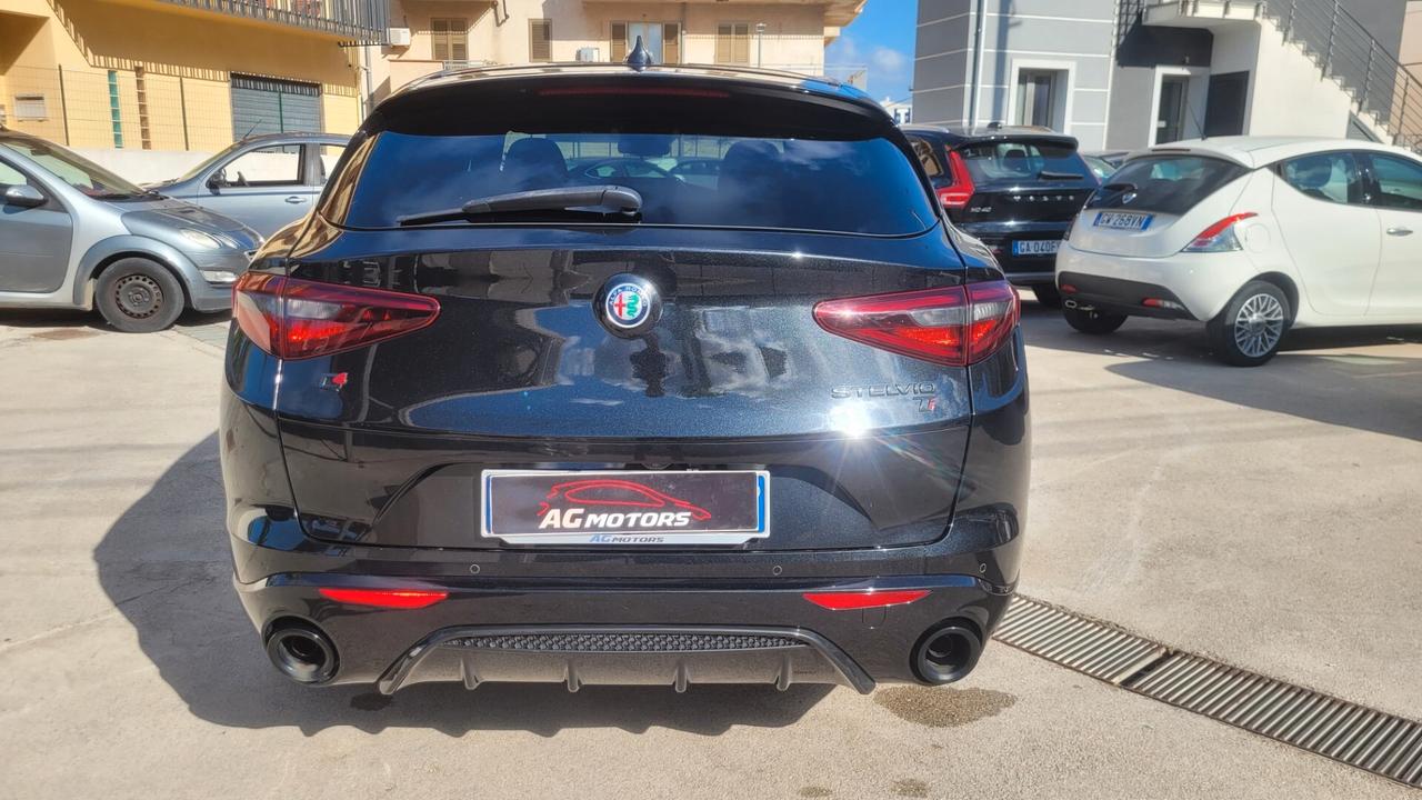 Alfa Romeo Stelvio 2.2 210 CV Q4 Veloce Tì