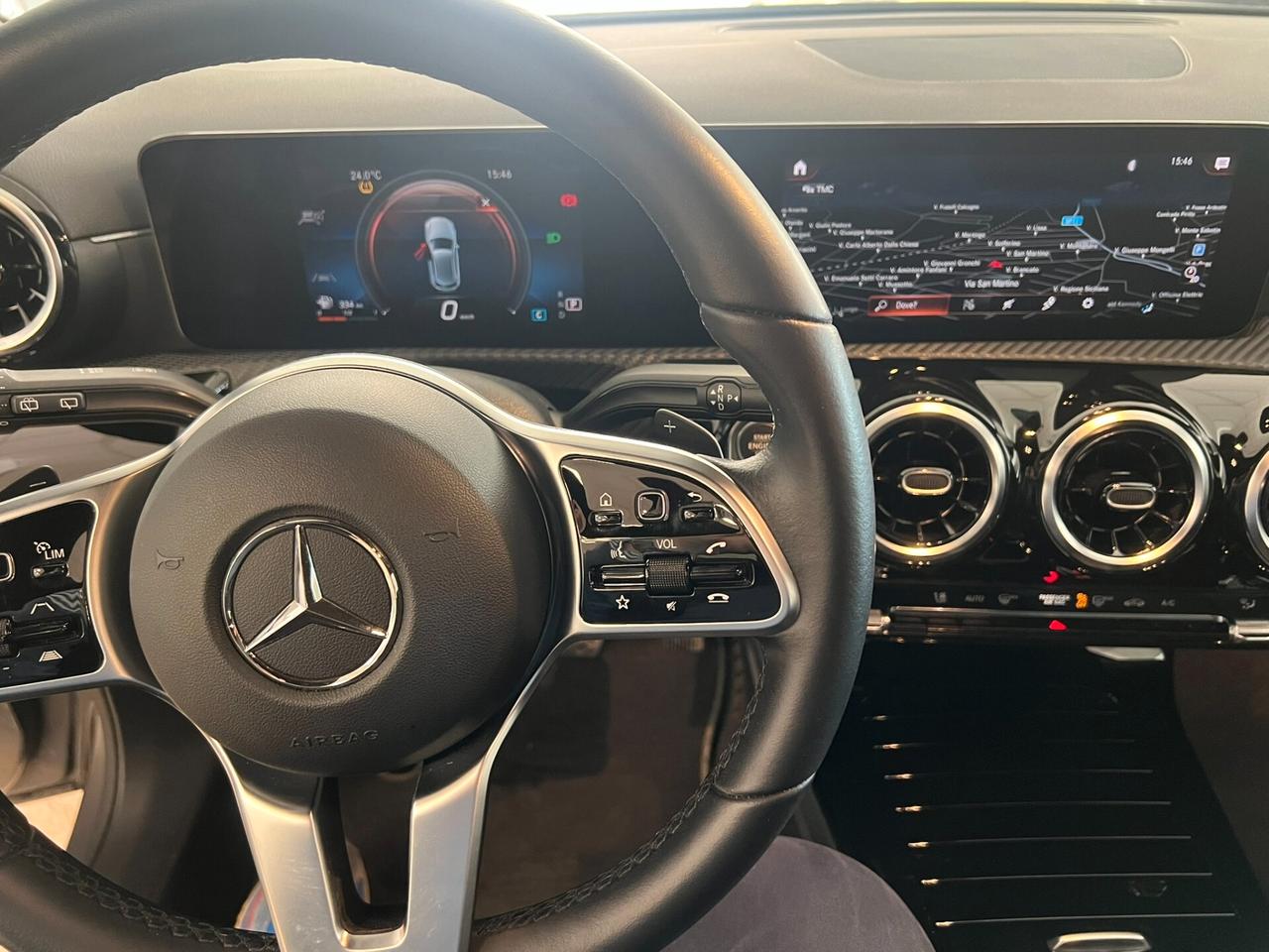 Mercedes-benz A 180 A 180 d Automatic Sport