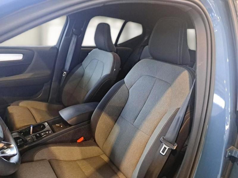 VOLVO XC40 T5 RECHARGE PLUG-IN AUTO PLUS BRIGHT SUV