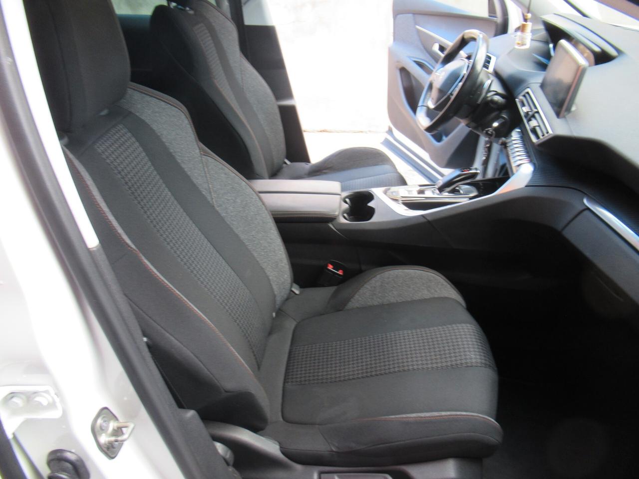Peugeot 3008 BlueHDi 130 S&S EAT8 Allure VIRTUAL COCKPIT