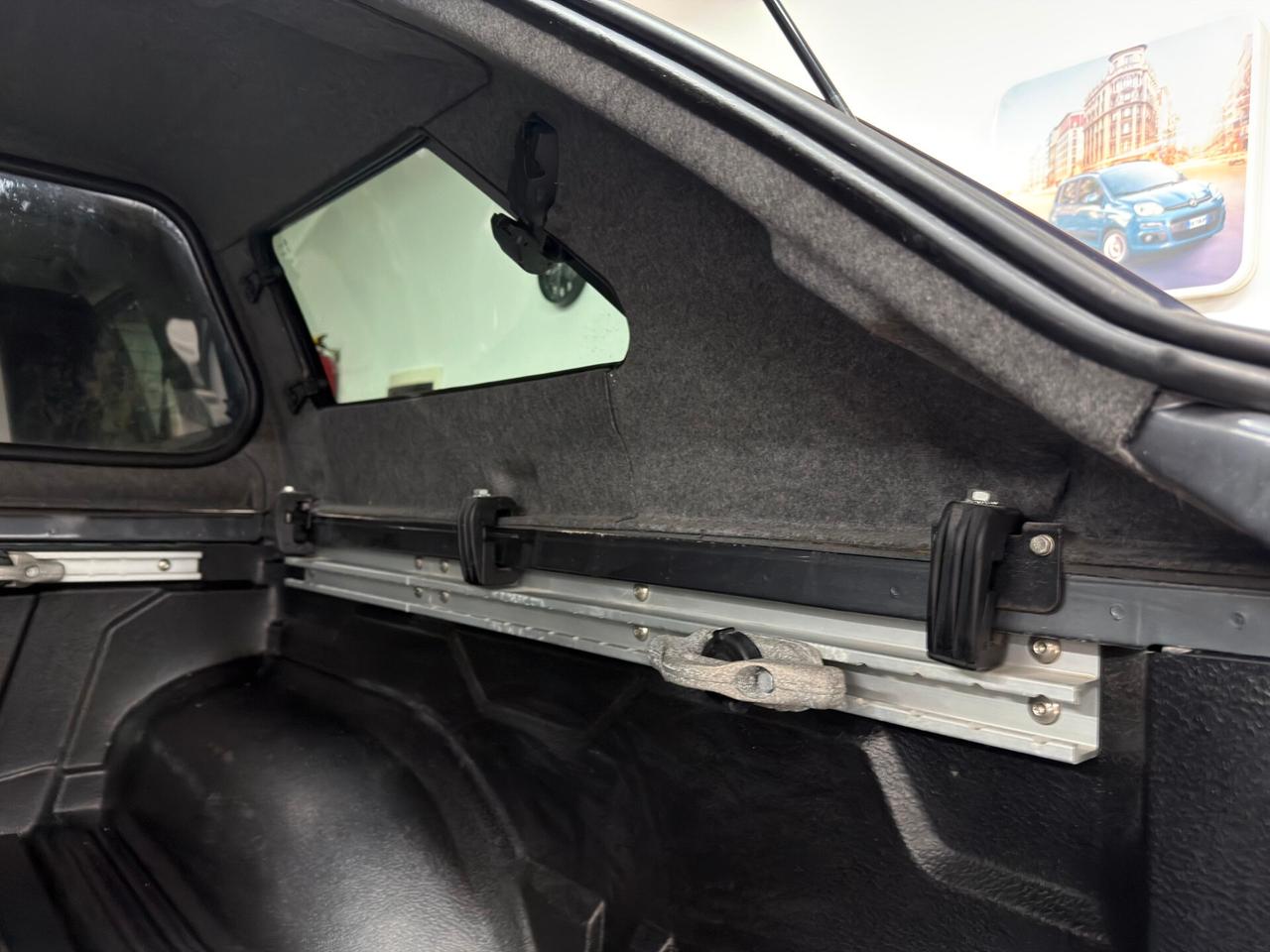 Nissan Navara 2.5 dCi 190CV 4 porte Double Cab Hard Top