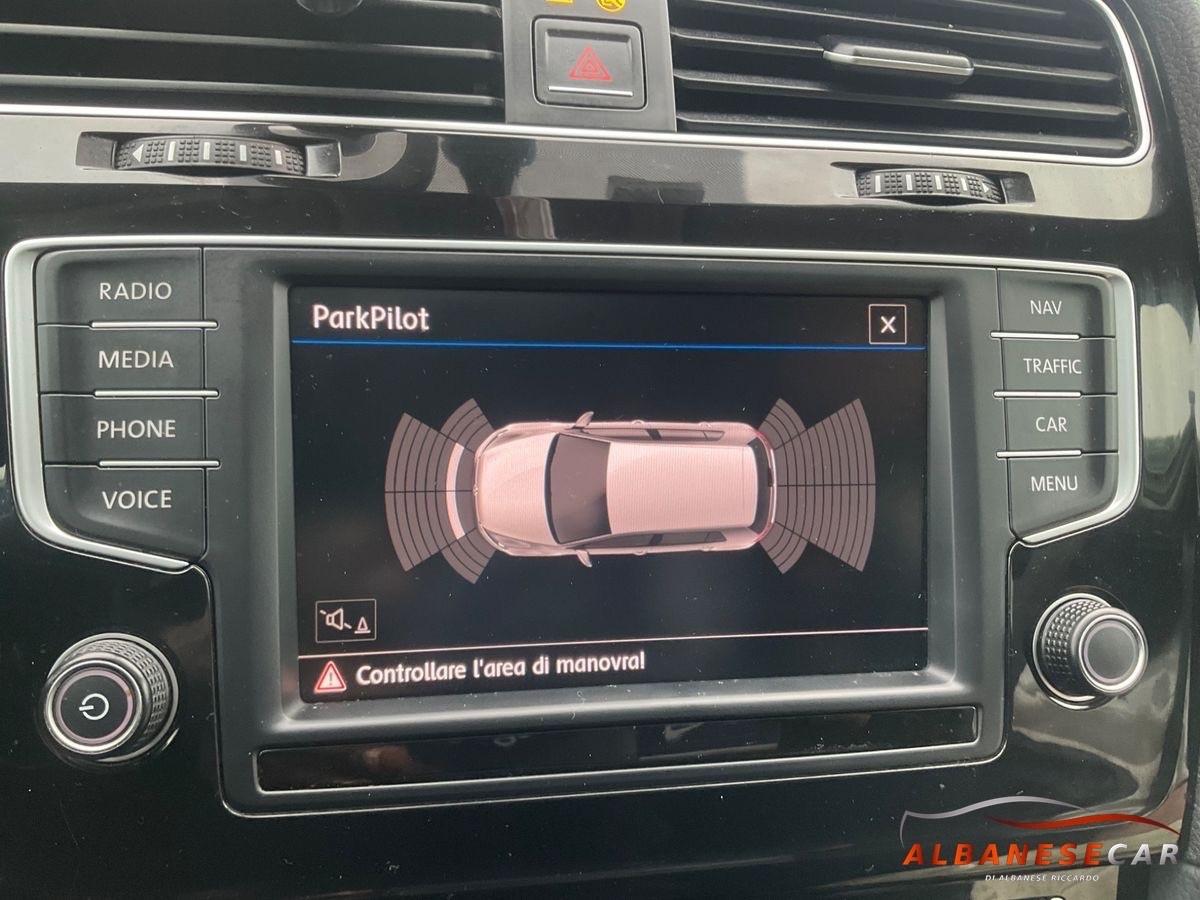 Volkswagen Golf 1.6 TDI 110 CV 5p. Highline/TETTO APRILE