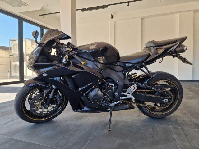 HONDA CBR 1000 RR Da strada