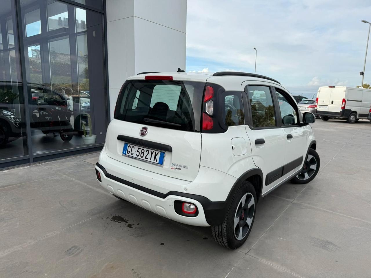 Fiat Panda 1.0 FireFly S&S Hybrid City Cross