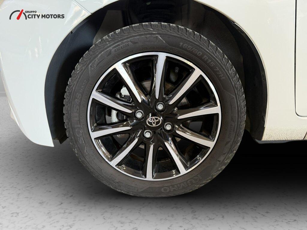 Toyota Aygo 5 Porte 1.0 VVT-i x-play