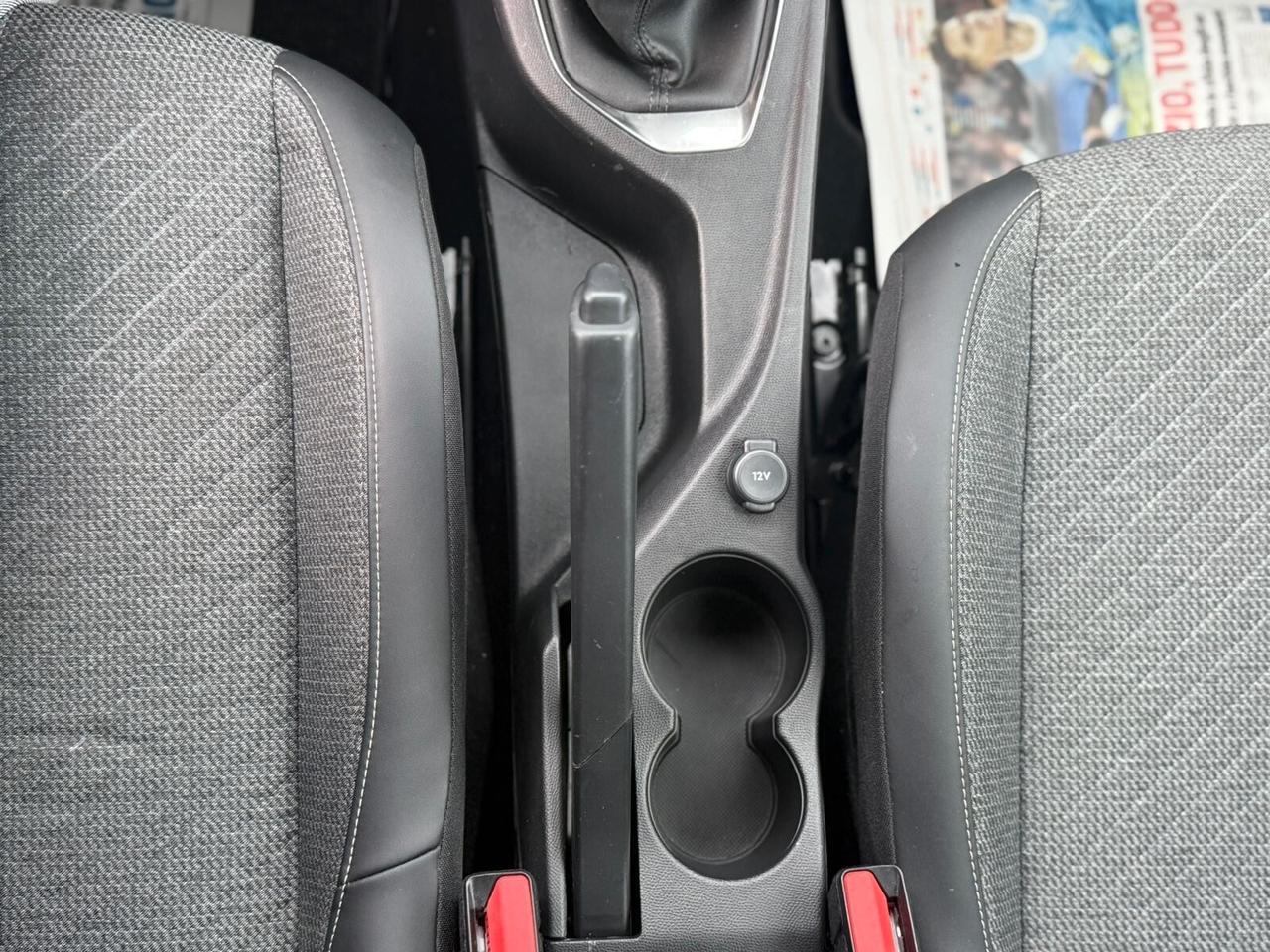 Peugeot 208 2024 SOLI 3000KM