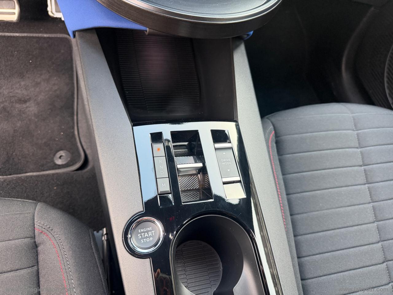 LANCIA Ypsilon Hybrid e-DCT HF Line