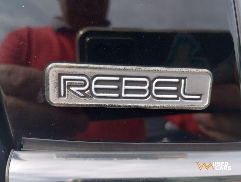 KIA Sorento Sorento 2.2 CRDI A/T AWD Rebel