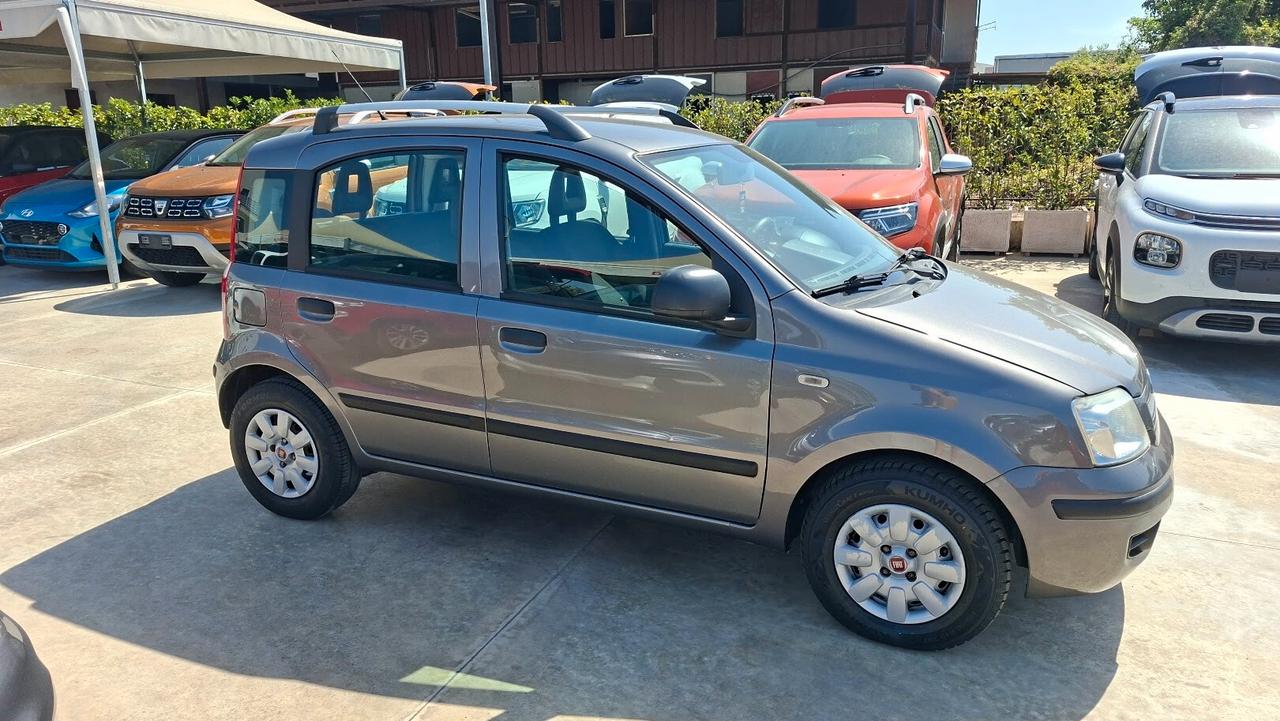 Fiat Panda 1.2 BENZINA 2011 aria condizionata