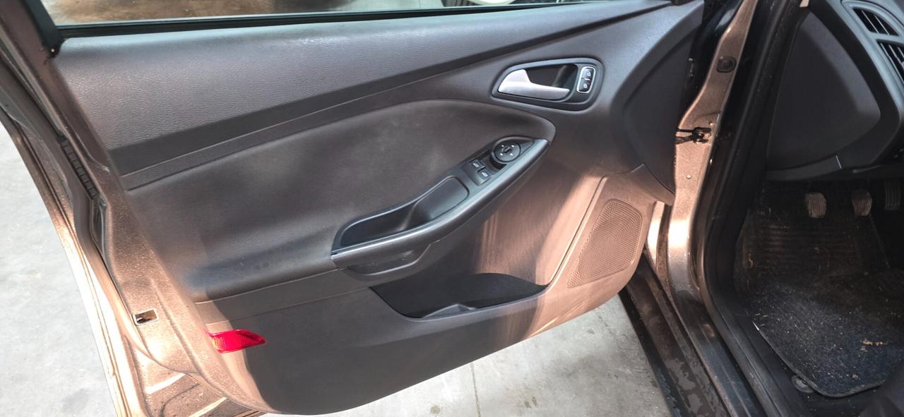 Ford Focus 1.5 TDCi 120 CV Start&Stop Powershift SW Business