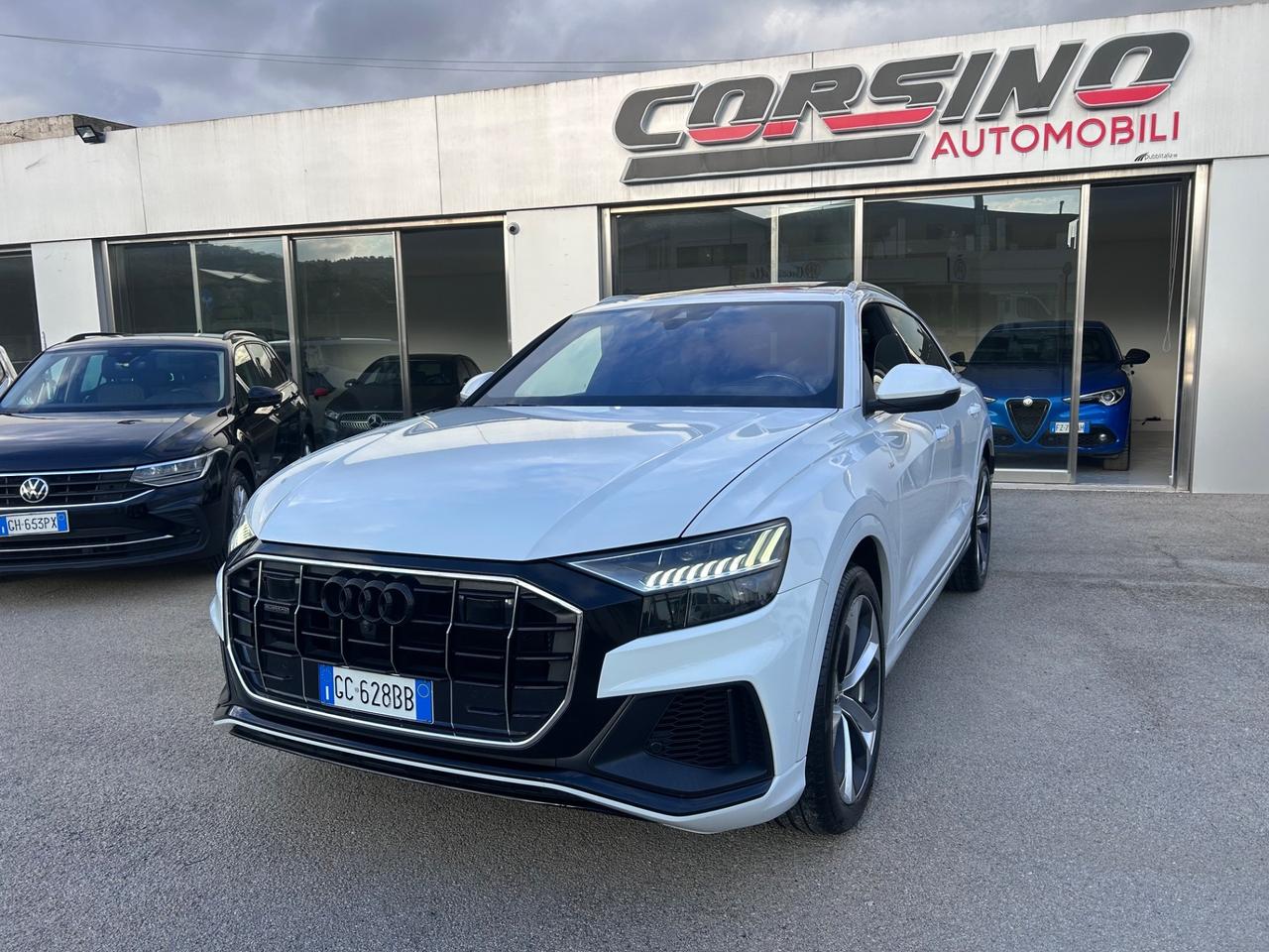 Audi Q8 50 TDI 286 CV quattro S-Line allestimento RS