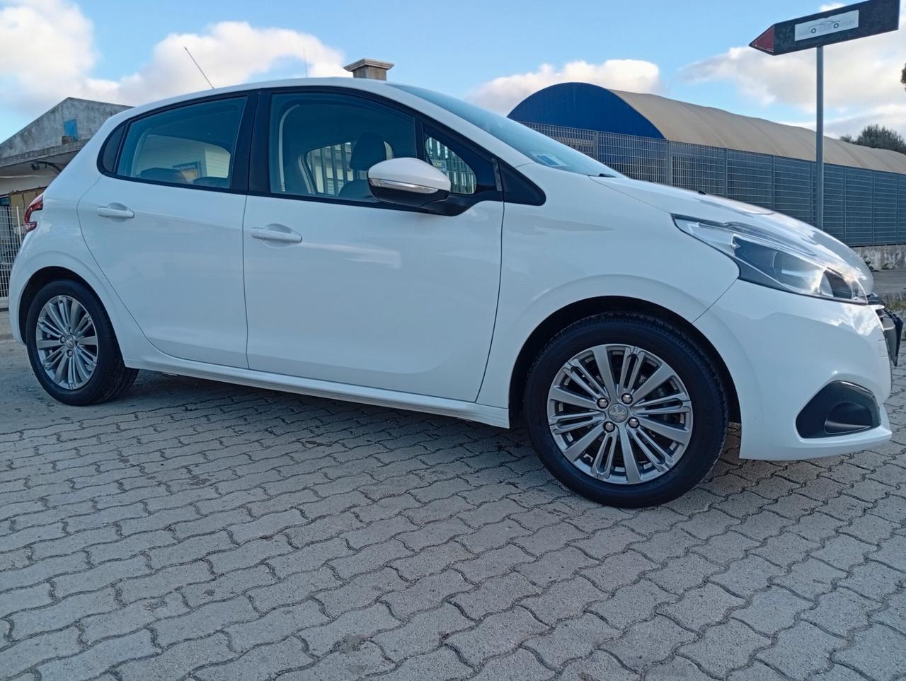 Peugeot 208 PureTech 82 5 porte Active