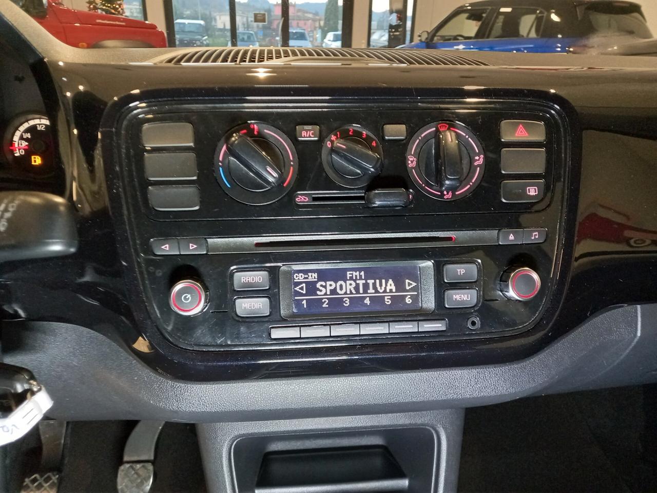 Volkswagen up! 1.0 5p 50.000 KM