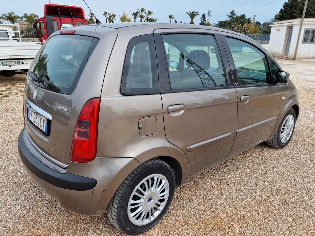 Lancia MUSA 1.3 Multijet 16V Platino 70 cv - 2004