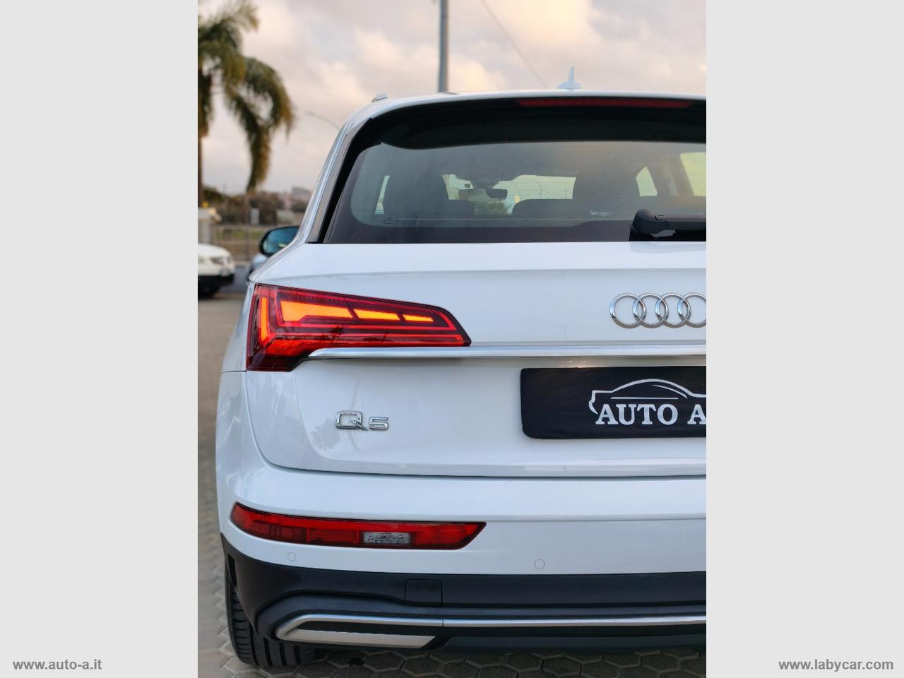 AUDI Q5 35 TDI S tronic Business Advanced