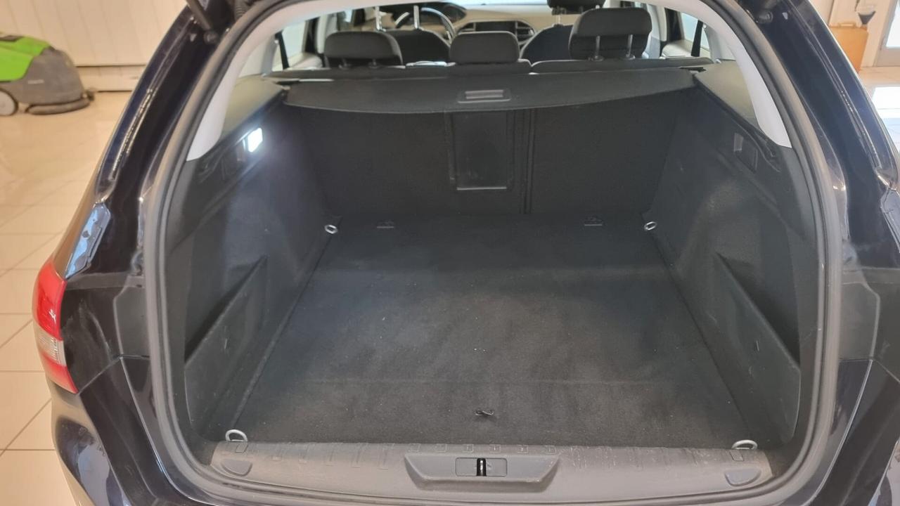 Peugeot 308 BlueHDi 130 S&S EAT6 SW Allure