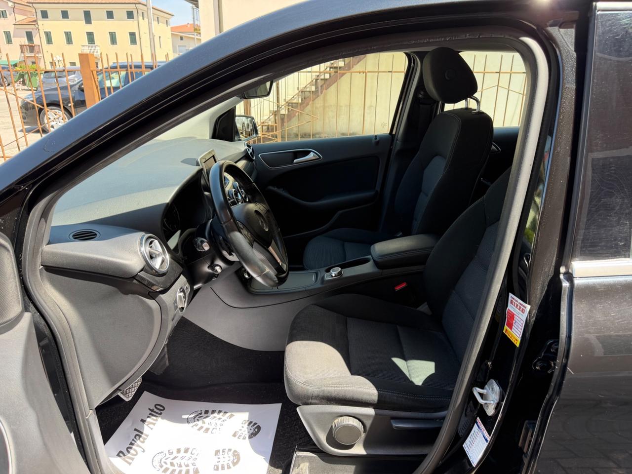Mercedes-benz B 180 d Ok Neopatentati