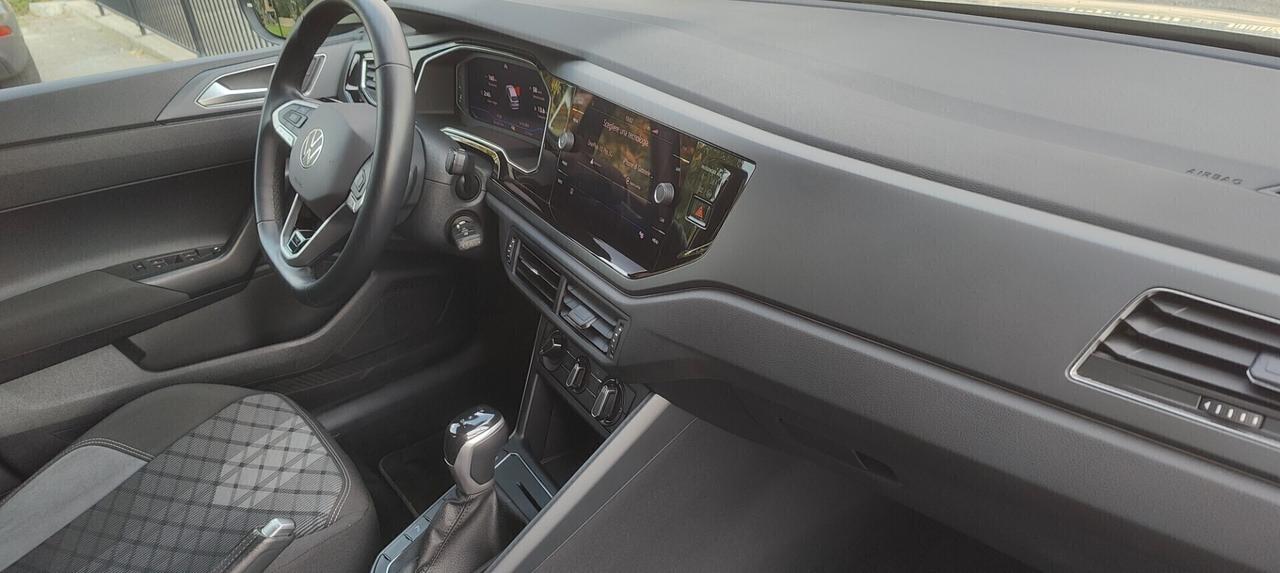 Volkswagen Taigo 1.0 TSI 115 CV DSG R-Line