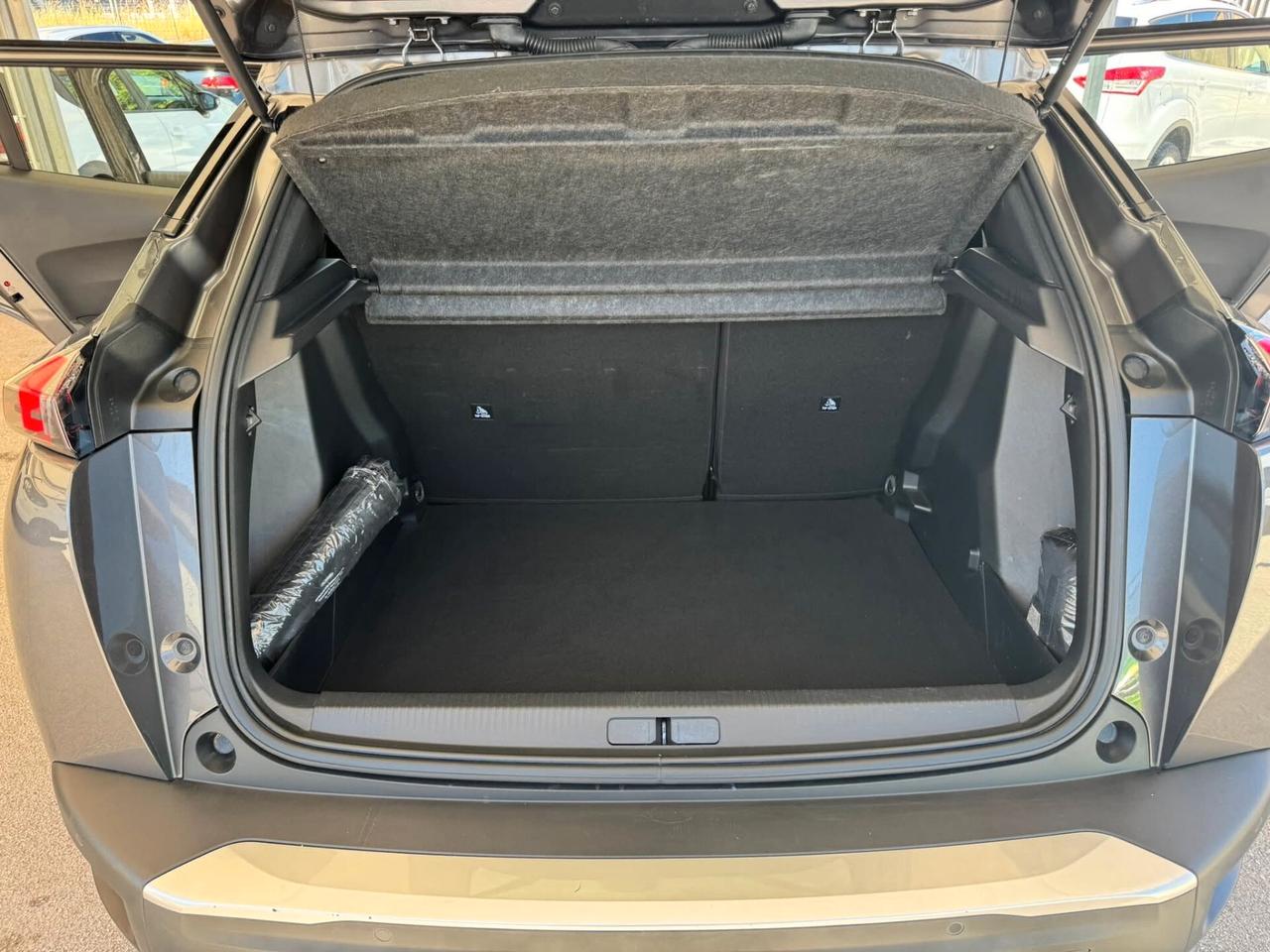 PEUGEOT 2008 1.2 PURETECH 100CV UNICO PROPRIETARIO