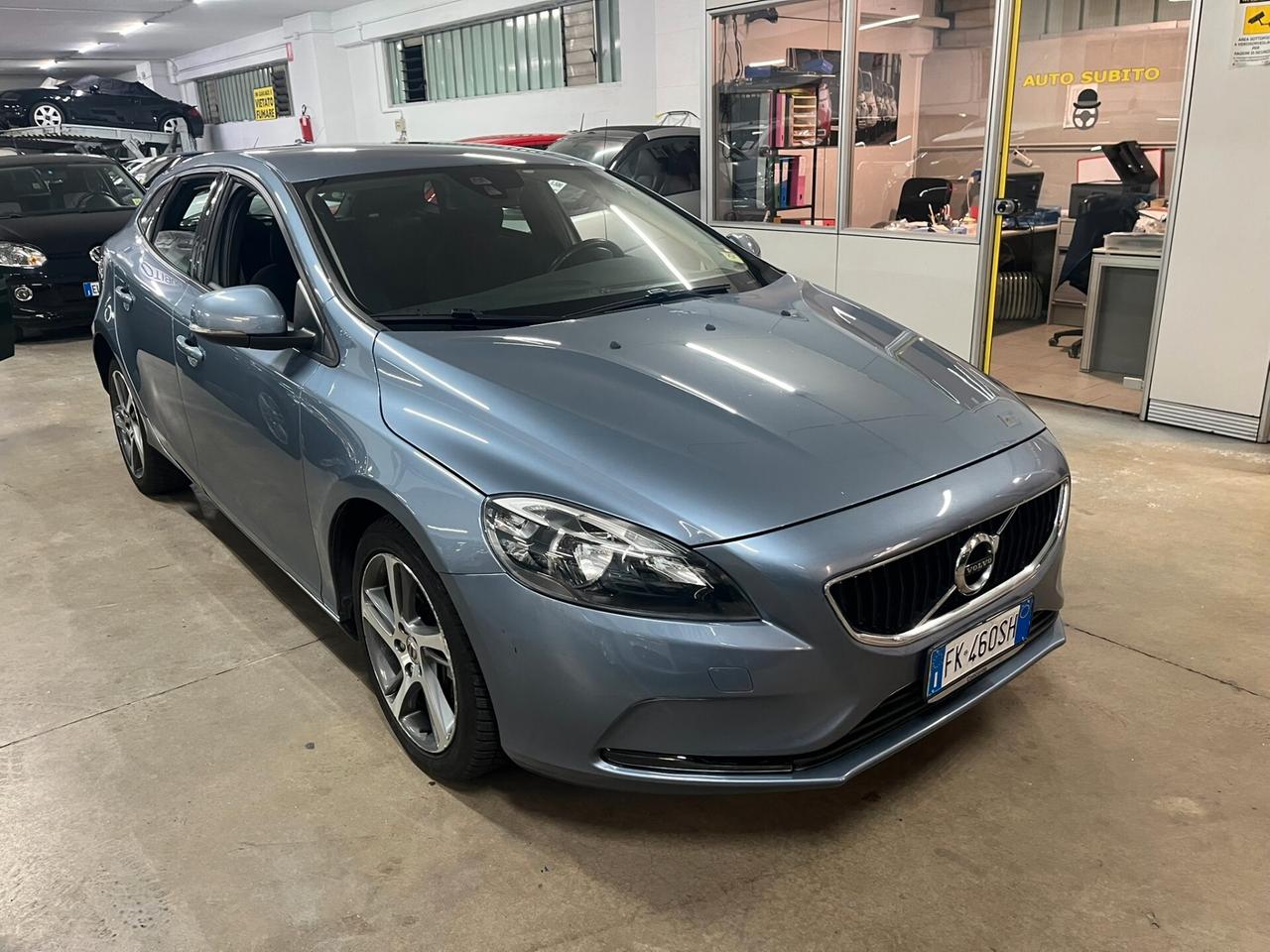 Volvo V40 D2 cambio automatica EURO 6